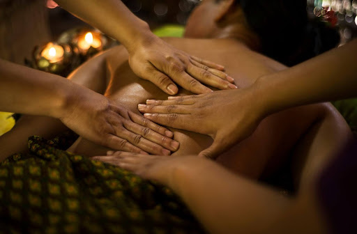 Four-Hands Massage